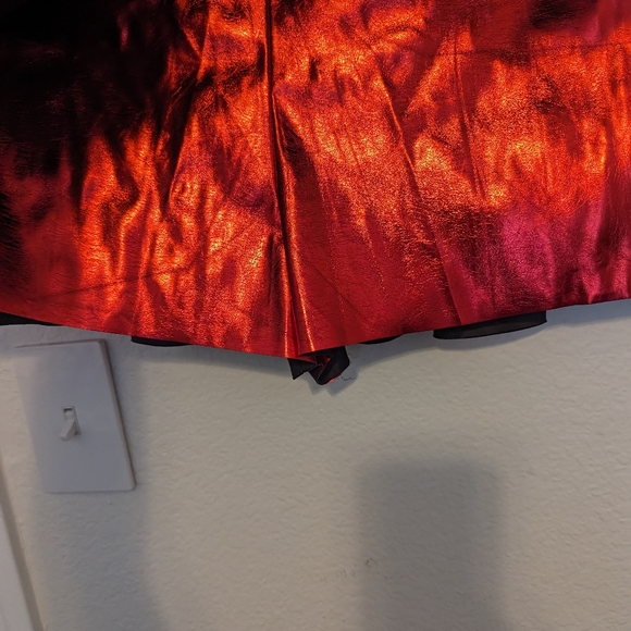 Day + Moon sexy red skirt - Picture 10 of 11